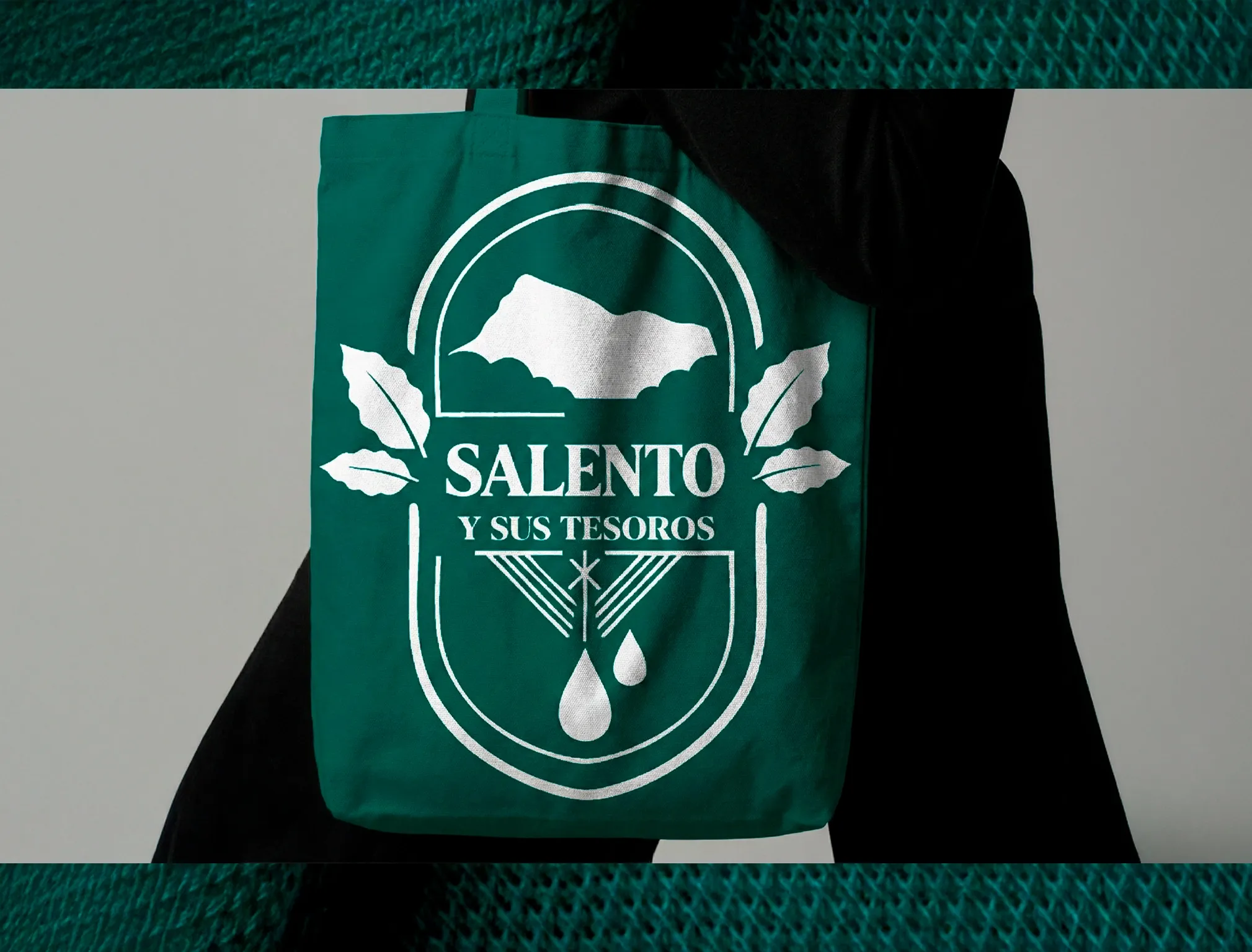 Proyecto de identidad visual en Doble U 3